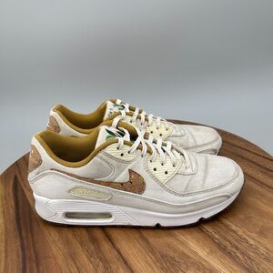 Nike Air Max 90 SE Shoes Womens Size 9 White Running Comfort Walking Sneakers